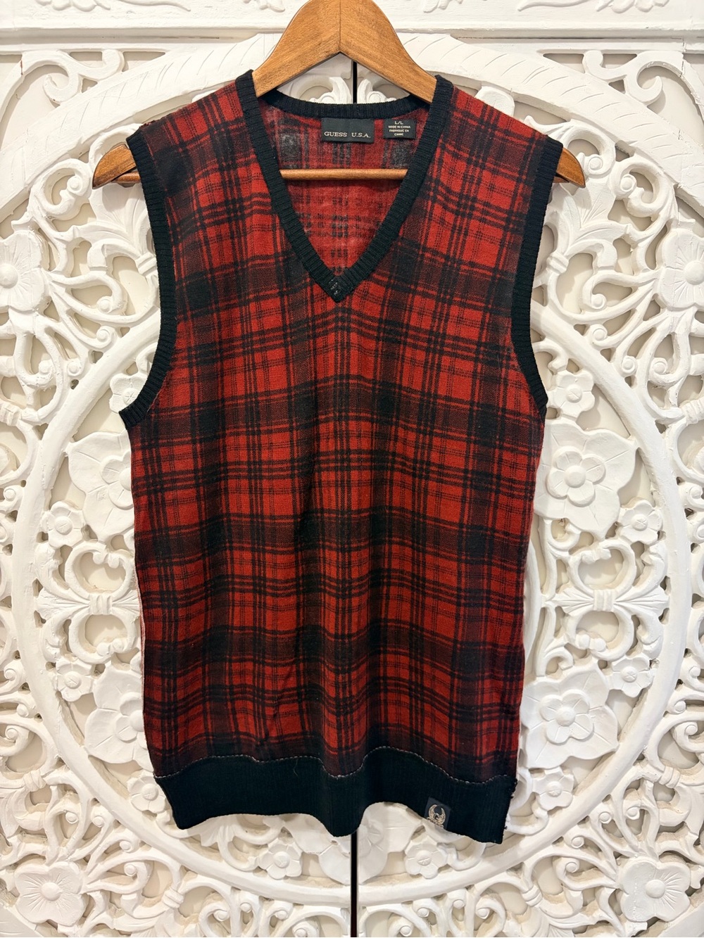 Vintage Y2K GUESS U.S.A. Red Black Plaid Wool Sweater Vest Women’s L